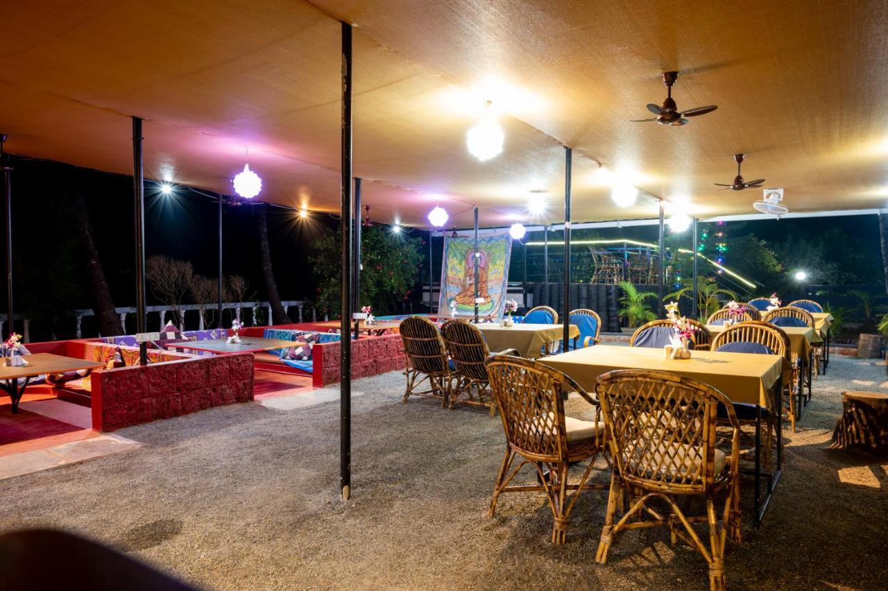 Royal Orbit Resort Agonda Exterior foto