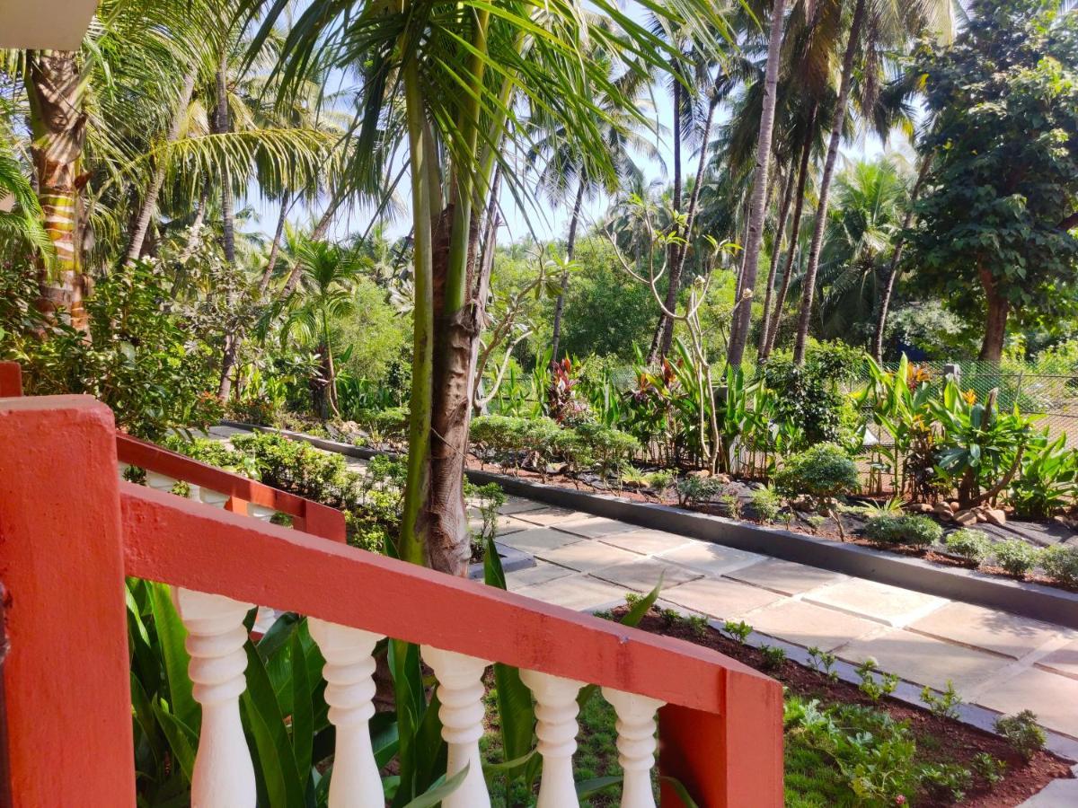 Royal Orbit Resort Agonda Exterior foto
